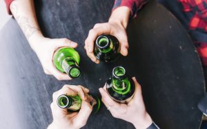 Mehr über den Artikel erfahren Die Rolle von Alkohol bei der Erhöhung der Triglyceridwerte